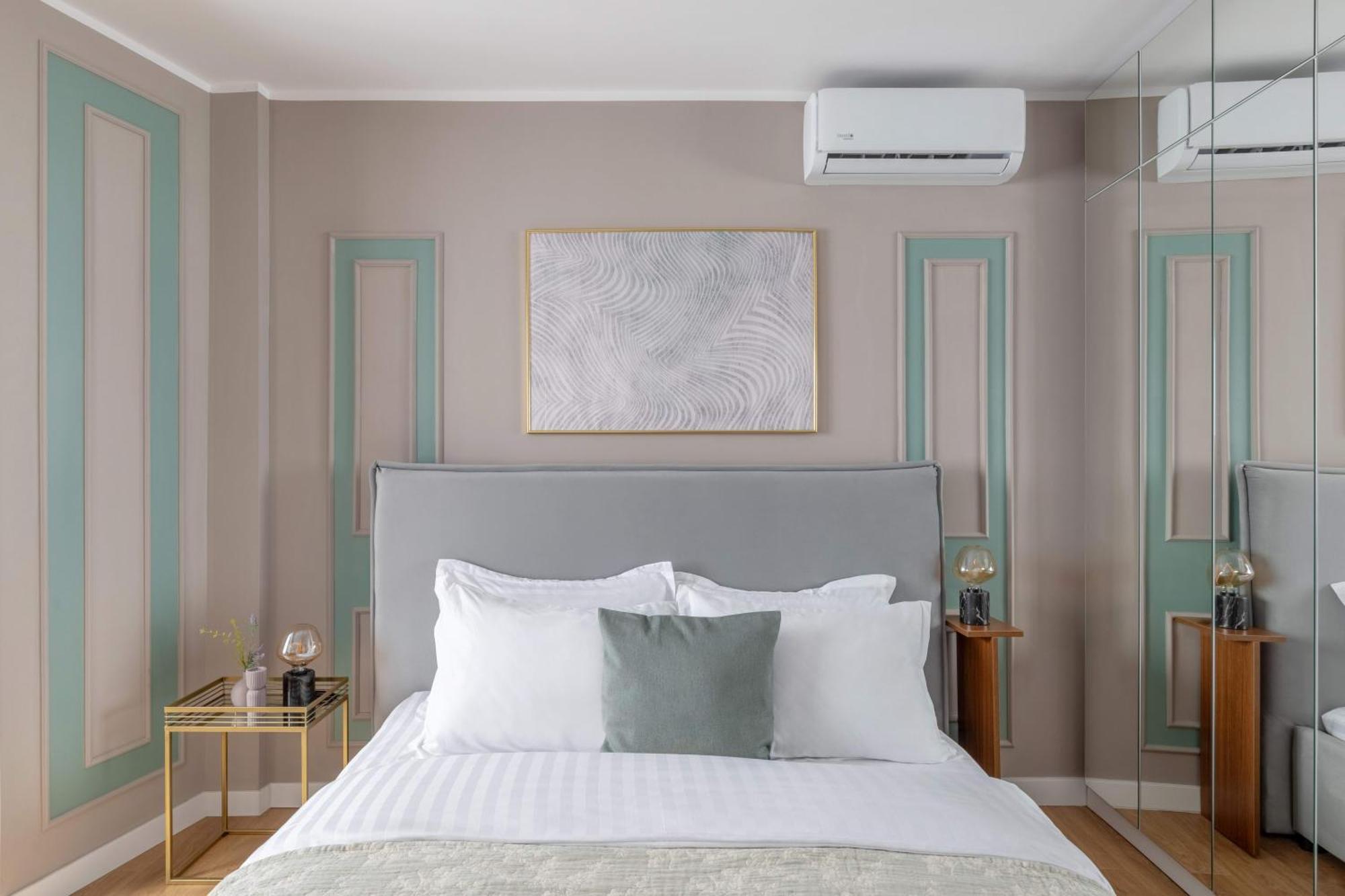 Holt - Sublime Minty Green 1Br On The Park Bucharest Exterior photo